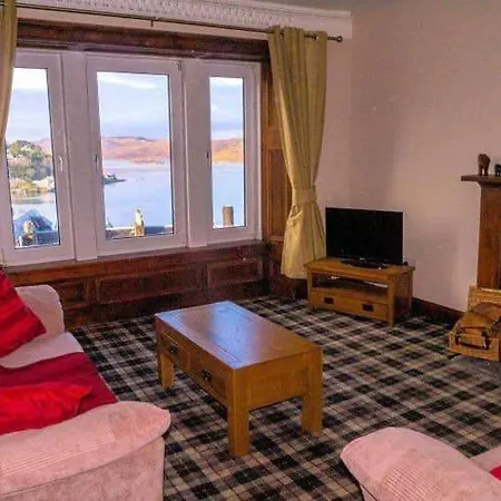 Holiday home Mccaig's Tower Oban