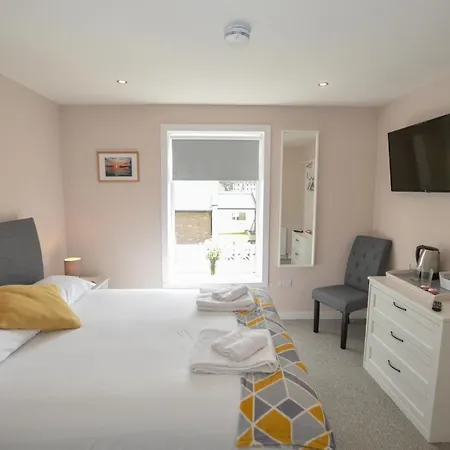 Bed & Breakfast Fairhaven, Town Centre *
