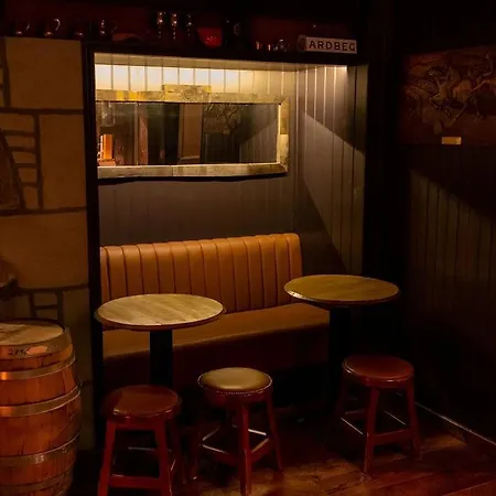 The Whisky Vaults Hotel Oban