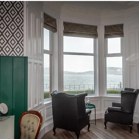 Witchwood House 2* Oban