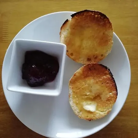 Bed & Breakfast Elderslie
