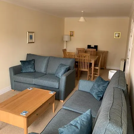 1/5 Lismore House Apartment