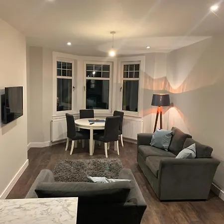 The White Apartment Oban