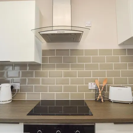 Mccaig's Way Apartment *