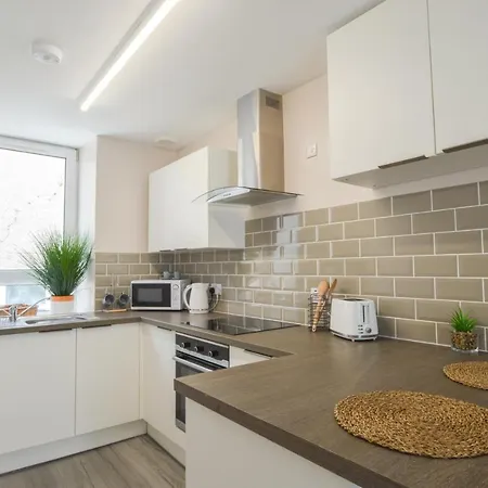 Mccaig's Way Apartment *