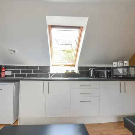 Mccaig's Way Apartment