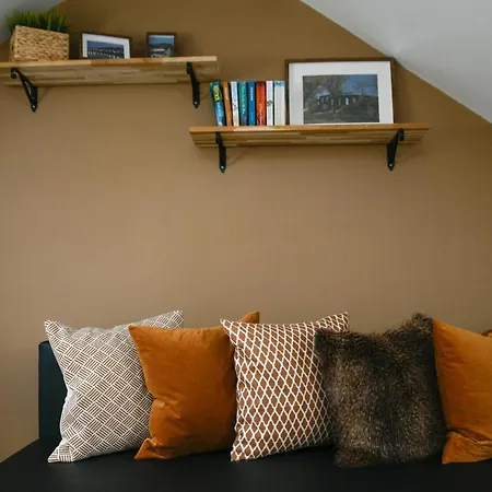 Mccaig's Way Apartment *
