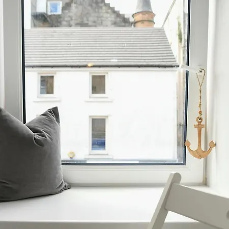 Apartment Mccaig's Way *