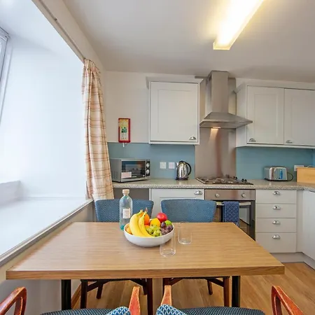 Esplanade Court Apartment