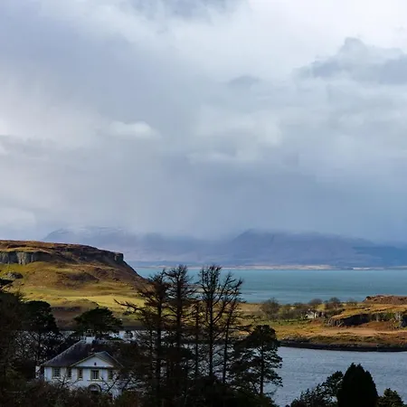 Stunning One Bedroom * Oban