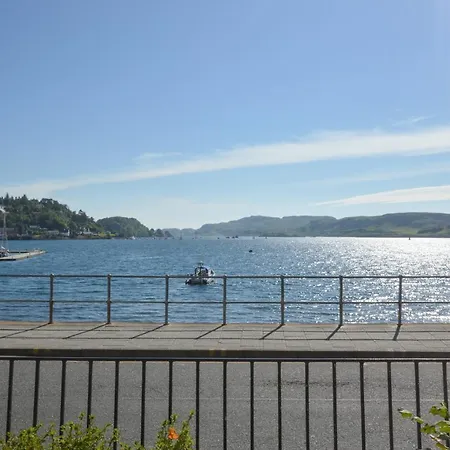 No 8 Westbay
