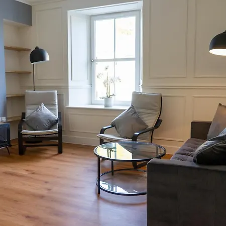 Apartamento Airds *