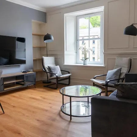 Airds Apartamento *