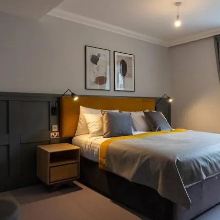 Apartment Argyle Square