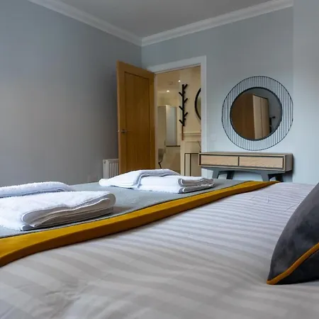 Airds Apartamento