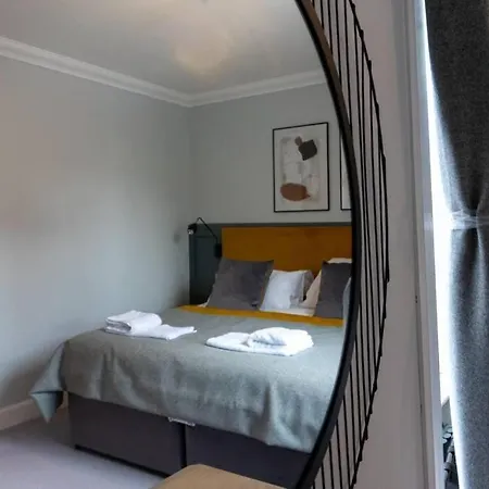 Apartment Argyle Square