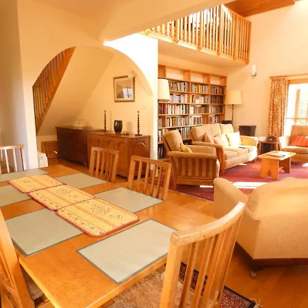 Kintaline-spacious Private Well Equipped On Small Farm, Close To Beach, Woods *