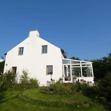 Kintaline-spacious Private Well Equipped On Small Farm, Close To Beach, Woods *