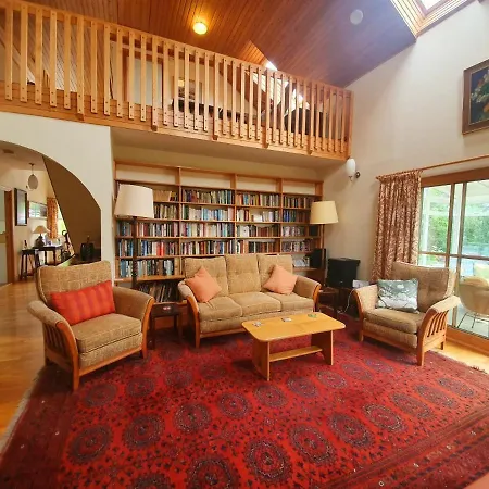 Kintaline-spacious Private Well Equipped On Small Farm, Close To Beach, Woods *