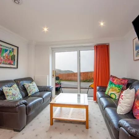 Lodge 5 Bed House Near Oban