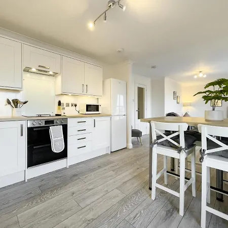 Pier View Apartment