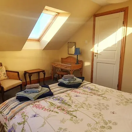Holiday home Kintaline-spacious Private Well Equipped On Small Farm, Close To Beach, Woods Oban