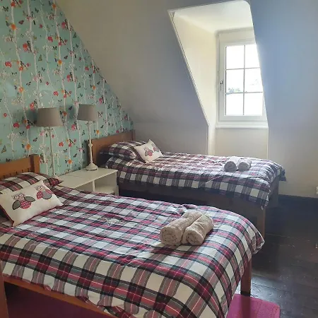 Argyll Mansions Penthouse Apartment *