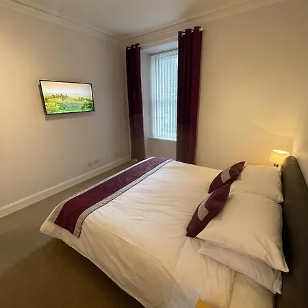 Apartment 39c