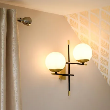 Rowan Tree Apartment *