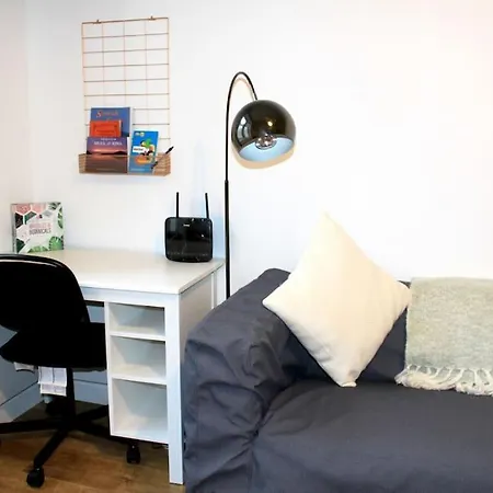 Apartment Flat 12a - Central, Modern, Bright With Free Wifi