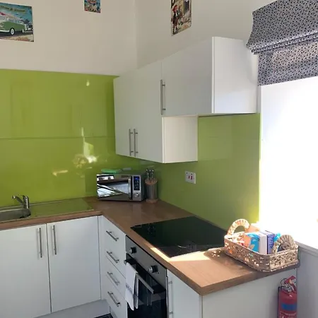 Apartment 51b