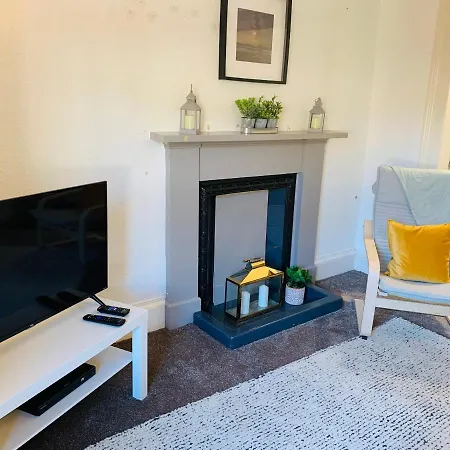 The Little Bay - Town Centre Flat, Apartment *