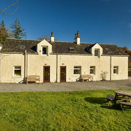 Melfort Village Oban