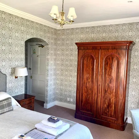 Hotel The Manor House 4*