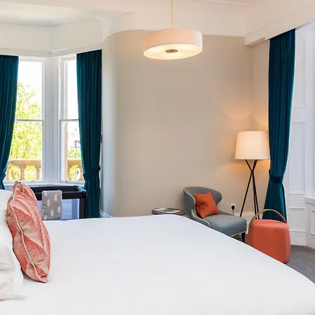 The Perle & 4*