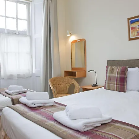 The Kelvin Hotel 3*