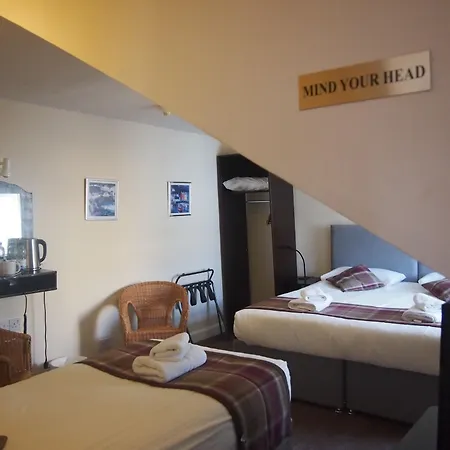 Hotel The Kelvin 3*