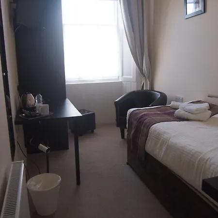 The Kelvin Hotel 3*