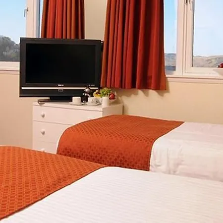 Bay Hotel