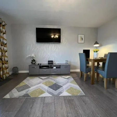 Modern 2 Bed