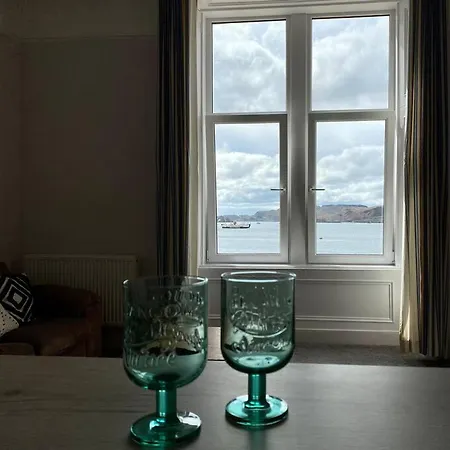 Westbay Seafront Apartment Oban