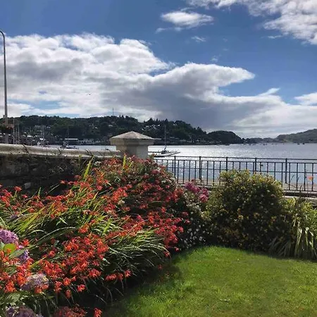 Westbay Seafront Apartment Oban