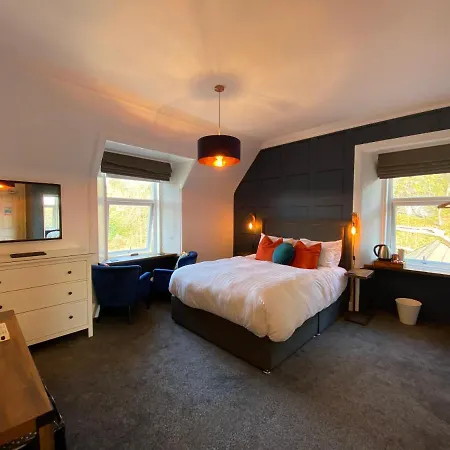Barriemore 4*