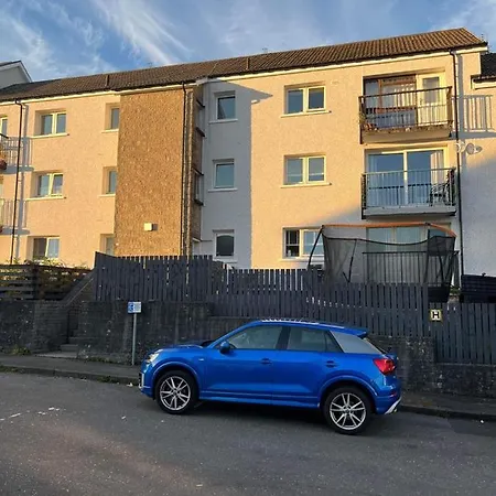 Entire Modern In With Balcony Apartment *