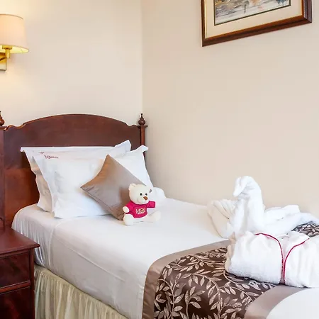 Muthu Alexandra Hotel