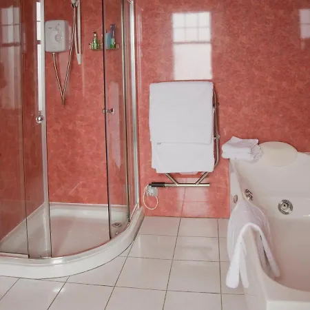 Ards House Bed & Breakfast 4*