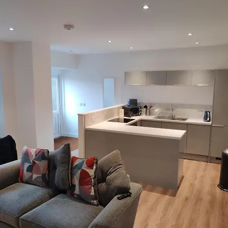 Apartment No 7 Westbay *