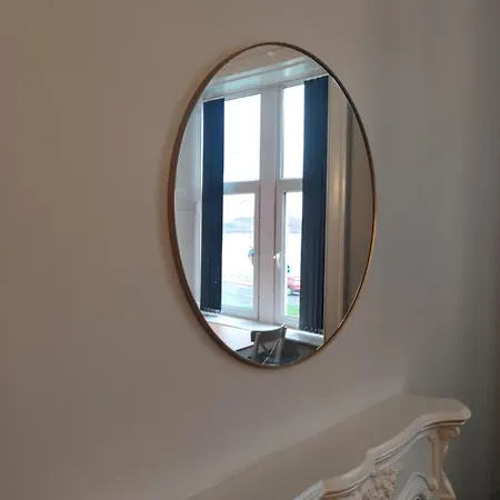 No 1 Westbay Apartment *