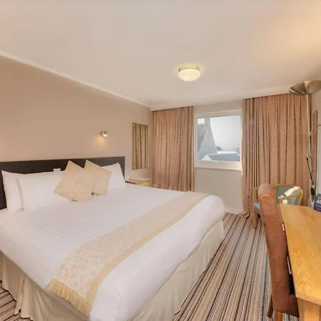 Hotel Muthu Queens Hotel, 4*