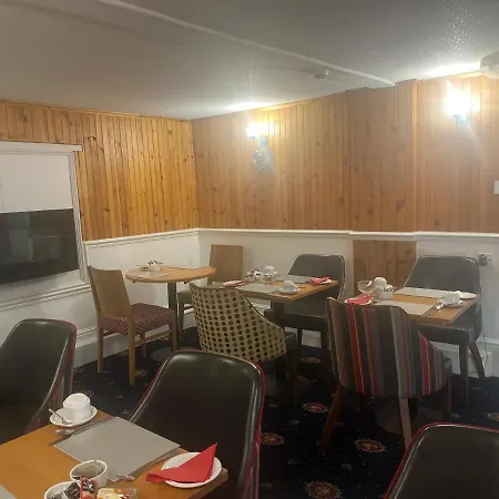 Acomodação com café da manhã  Dunmoore *